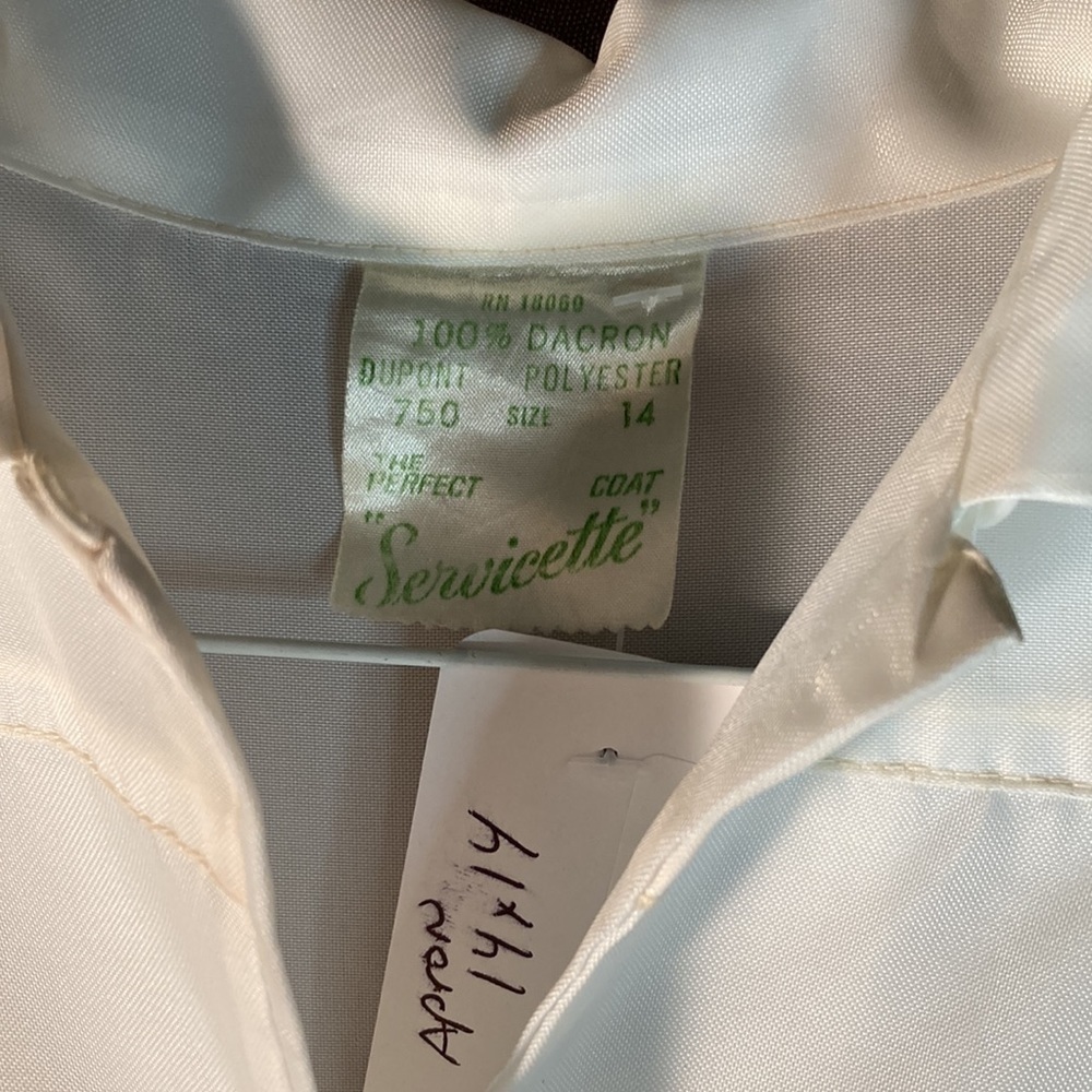 Vintage 1940’s nurse or waitress uniform.‎ Servicette. Size 14. 38” bust. Box Q - Picture 4 of 11